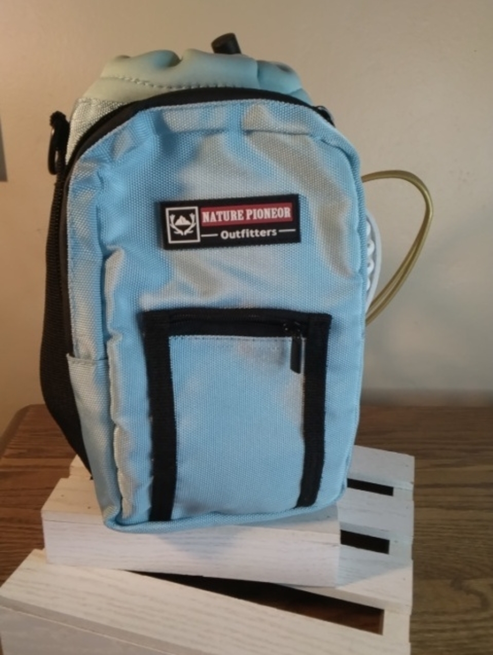 Light Blue Men’s Compact Backpack